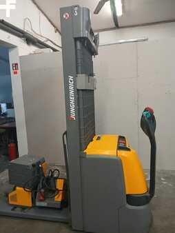 Stacker pedestre 2017  Jungheinrich EJC 214 (1)