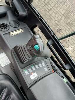 Sähkö - 4 pyör 2017  Jungheinrich EFG 320 MP (5)