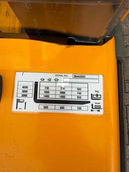 Hochhubwagen  Jungheinrich EJC 214 (2)