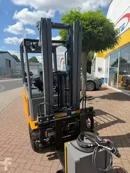 Electric - 3 wheels 2016  Jungheinrich EFG 216 (2)