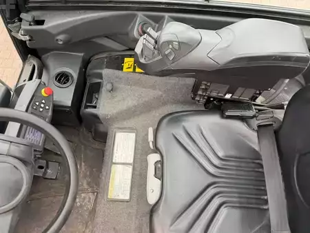 Elektryczne 3-kołowe 2021  Mitsubishi FB18ACNT (6)