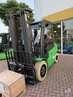 Kontejnerový vozík  Noblelift FE4P38Q (1)