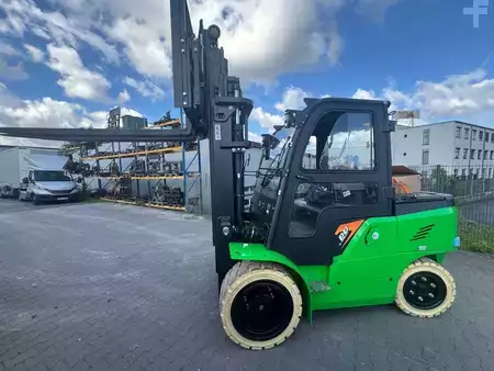 Elektro čtyřkolový VZV 2026  Noblelift FE4P80N (1)