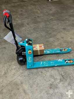 Transpallet elettrici 2025  Baoli EP15-03 (2)