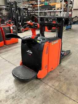 Fahrerstandstapler  Linde L12AP (1)