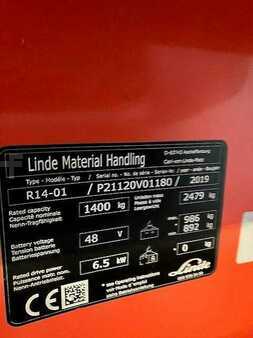 Schubmaststapler  Linde R14 (6)