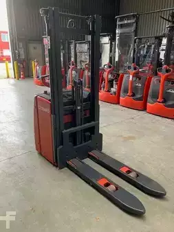 Hochhubwagen  Linde L14 (2)