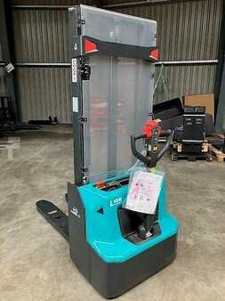 Stacker pedestre 2024  Baoli KBSI 12 (2)