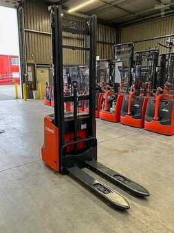 Hochhubwagen  Linde L12i (2)