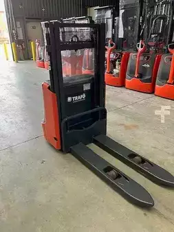 Hochhubwagen 2018  Linde L12 (2)