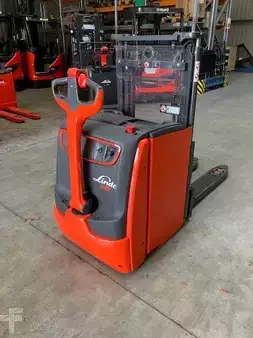 Hochhubwagen  Linde D10B (1)