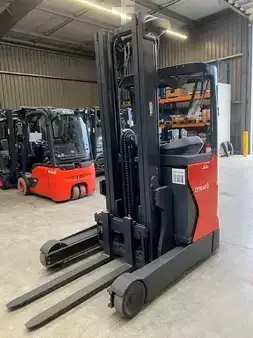 Schubmaststapler 2019  Linde R16 (3)