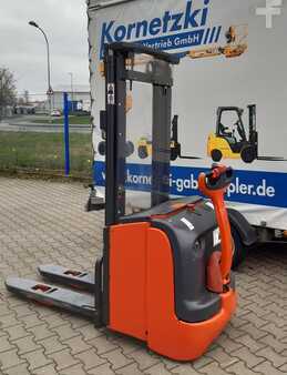 Stoccatori 2004 Linde L14i (1)