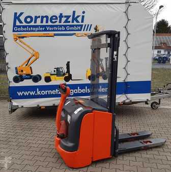 Stoccatori 2004 Linde L14i (3)