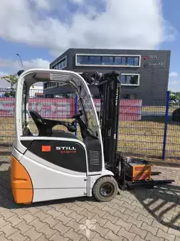 Eléctrico - 3 rodas 2015  Still RX20-15 (1)