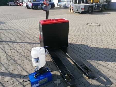 Transpallet elettrici 2022 Heli CBD20J-H (2)