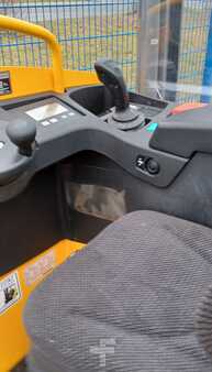 Stoccatori uomo seduto 2017 Jungheinrich ESC 214 (3)