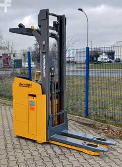 Stoccatori uomo seduto 2017 Jungheinrich ESC 214 (4)