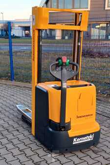 Stoccatori 2014 Jungheinrich EJC214X (1)