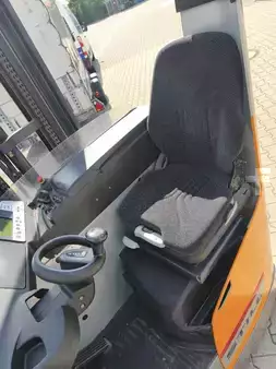 Reach Trucks 2015  Still FM-X-14 (7)