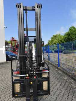Electric - 4 wheels 2025  EP Equipment EFL353S (2)