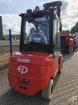 Electric - 4 wheels 2025  EP Equipment EFL353S (4)