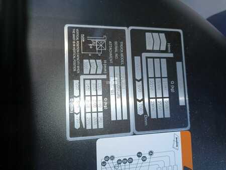 Electric - 4 wheels 2025  EP Equipment EFL353S (7)