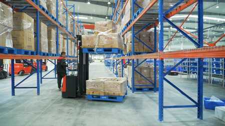 Ruční vysokozdvižný vozík - EP Equipment WSA161i-T5500 (2)