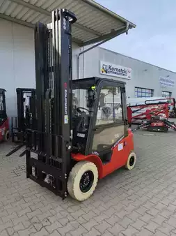 Elektro 4 Rad 2026  EP Equipment EFL253P / T6500 (1)