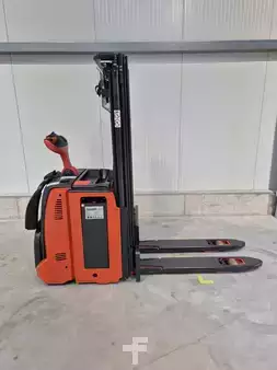 Pinontavaunu 2019  Linde D14APi (1)