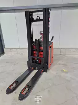 Pinontavaunu 2019  Linde D14APi (6)