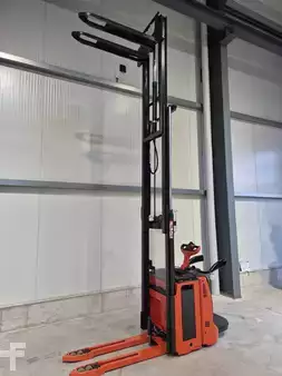 Pinontavaunu 2019  Linde D14APi (9)