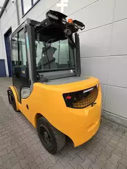 Dieselový VZV 2017  Jungheinrich DFG 550s (3)