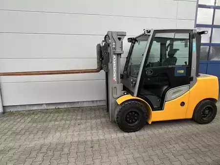 Dieselový VZV 2017  Jungheinrich DFG 550s (8)
