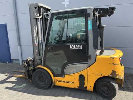Dieselový VZV 2019  Jungheinrich DFG430 (1)