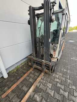 Chariots élévateurs diesel 2017  Still RX 70-16 (2)