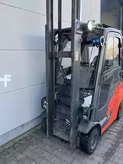 Dízel targoncák 2019  Linde H16D-01 (4)