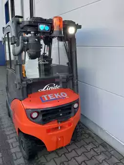 Dízel targoncák 2019  Linde H16D-01 (3)