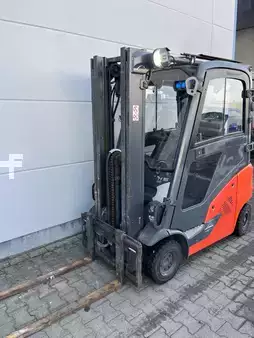 Dízel targoncák 2019  Linde H16D-01 (1)