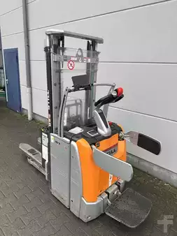 Apilador eléctrico 2017  Still EXV-SF14 (2)