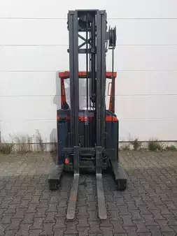 Carretilla retráctil 1993  BT RT1350SE13 (3)