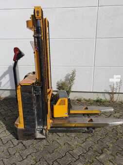 Hochhubwagen  Jungheinrich EJC L10 (5)