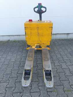 Niederhubwagen 2002  Jungheinrich ELE20 (2)