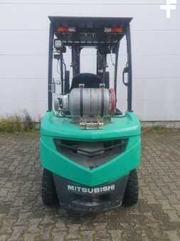 Carrelli elevatori GPL 2020  Mitsubishi FG25N2 3FP470 (2)