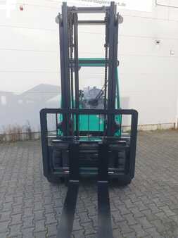 LPG VZV 2019  Mitsubishi FG45N  2SP400 (1)