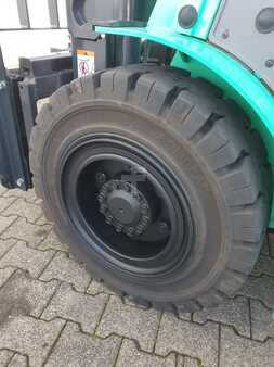 LPG VZV 2019  Mitsubishi FG45N  2SP400 (4)