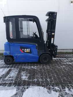 Chariots électriques à 4 roues 2018  CAT Lift Trucks EP25N 3FP480 (3)