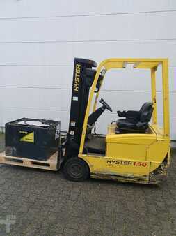 Eléctrica de 3 ruedas 2006  Hyster J1.60XMT (640) (1)