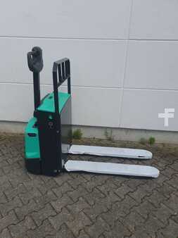 45201_RFB02B01148-1.jpg?v=1761539136