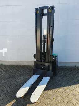 Stacker pedestre 2024  Mitsubishi SBP12N3IR TREV470 (4)